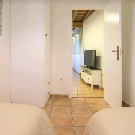 Alfileritos Xx Apartment *