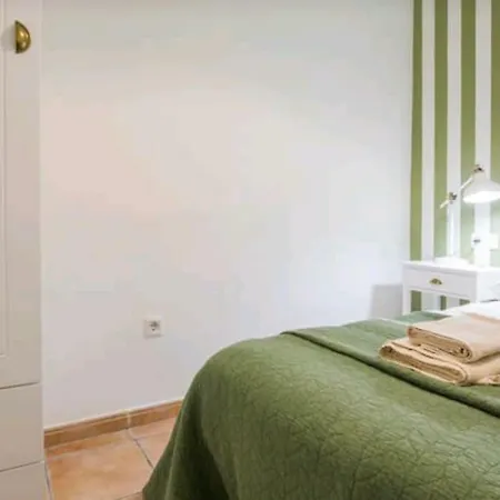 Apartment Alfileritos Xx *